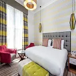 Hotel On The Square 4*