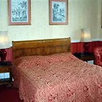 On The Square Hotel 4*