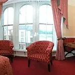 Hotel On The Square