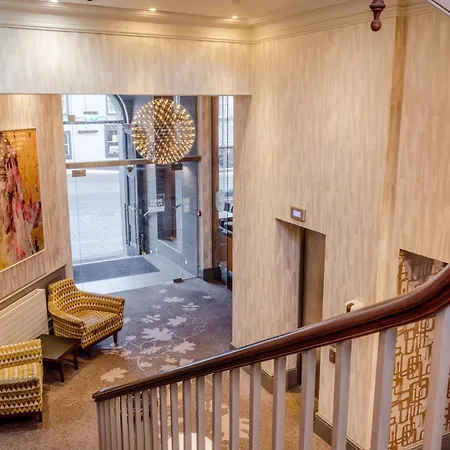 On The Square Hotel 4*