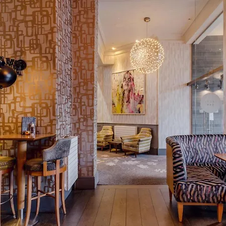 Ξενοδοχείο On The Square