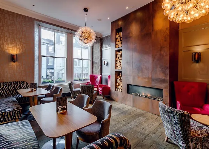 On The Square Hotel 4*